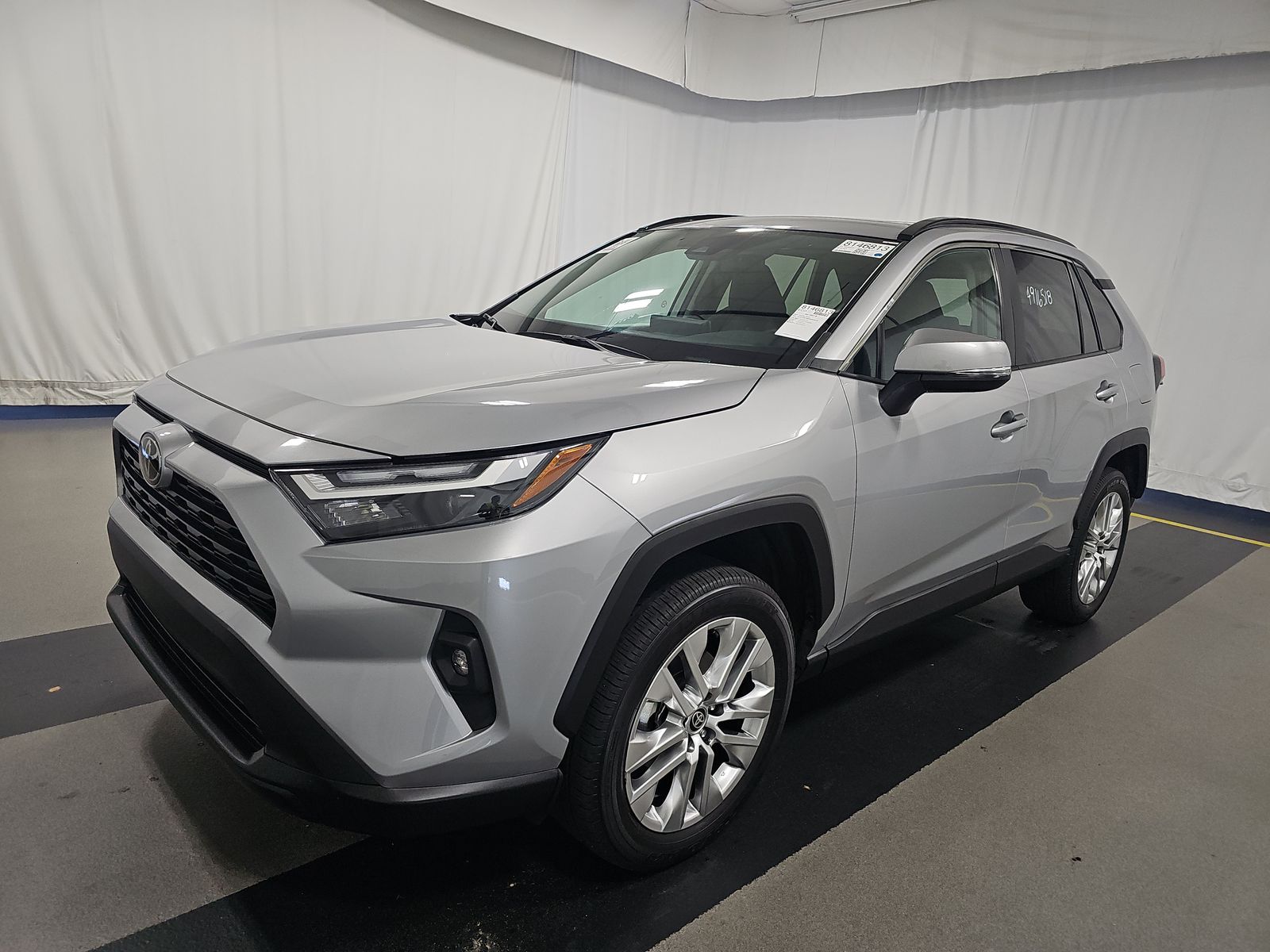 2024 Toyota RAV4 XLE Premium FWD