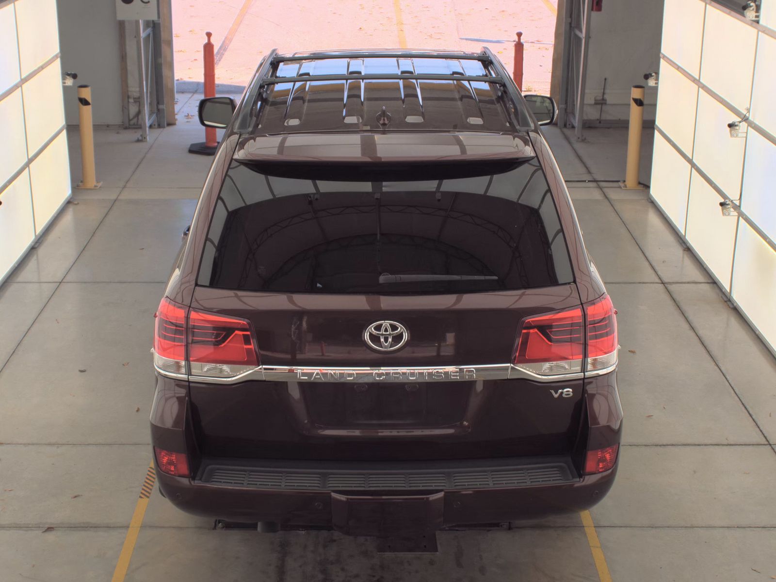 2016 Toyota Land Cruiser Base AWD