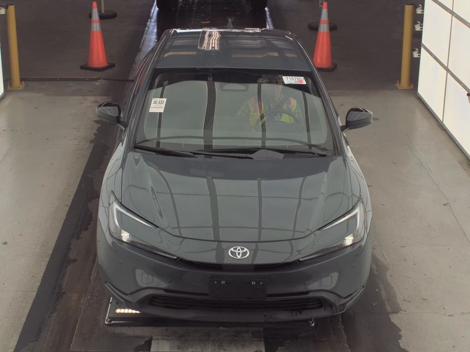 2024 Toyota Prius LE FWD