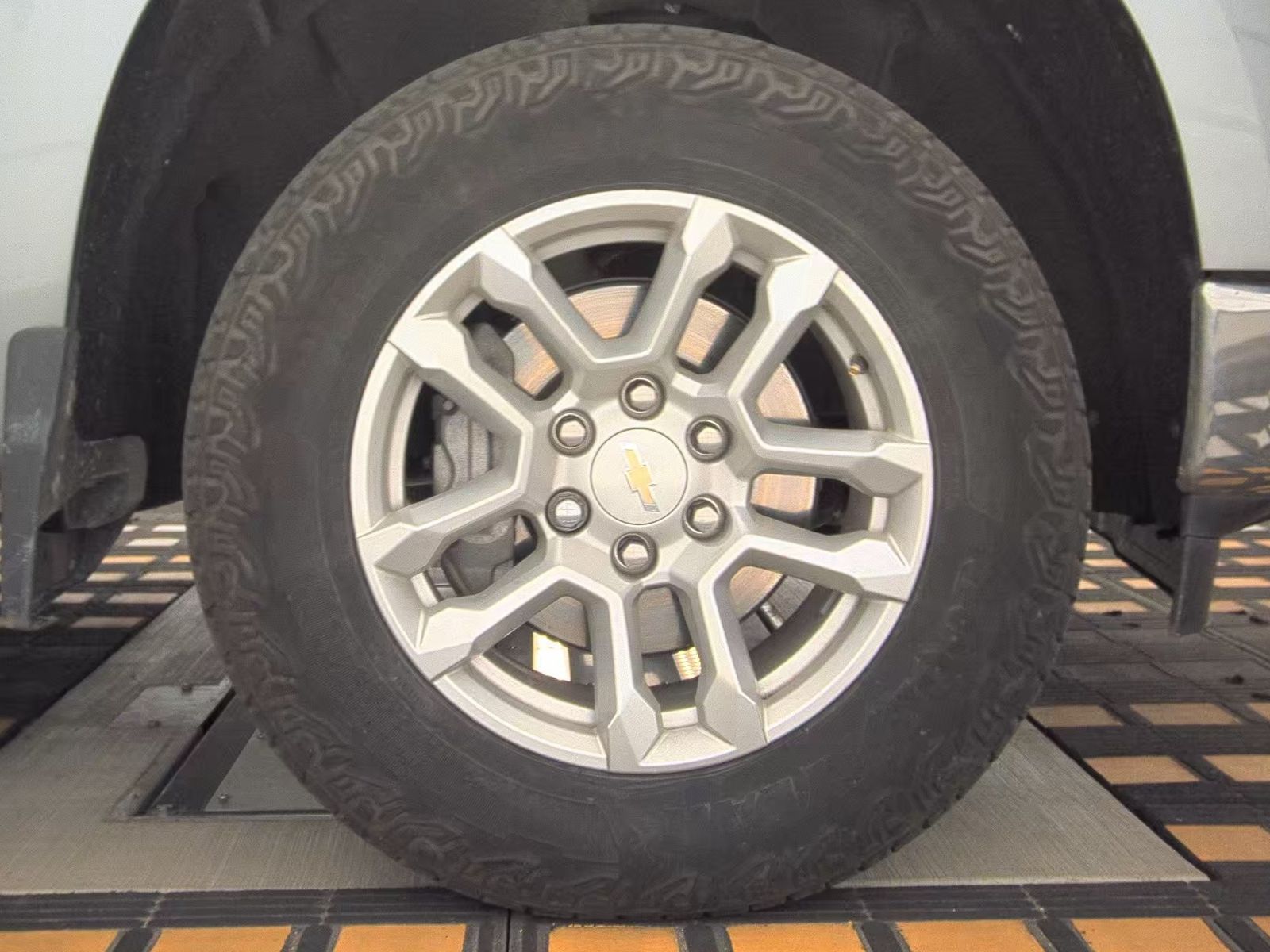 2023 Chevrolet Silverado 1500 LT AWD