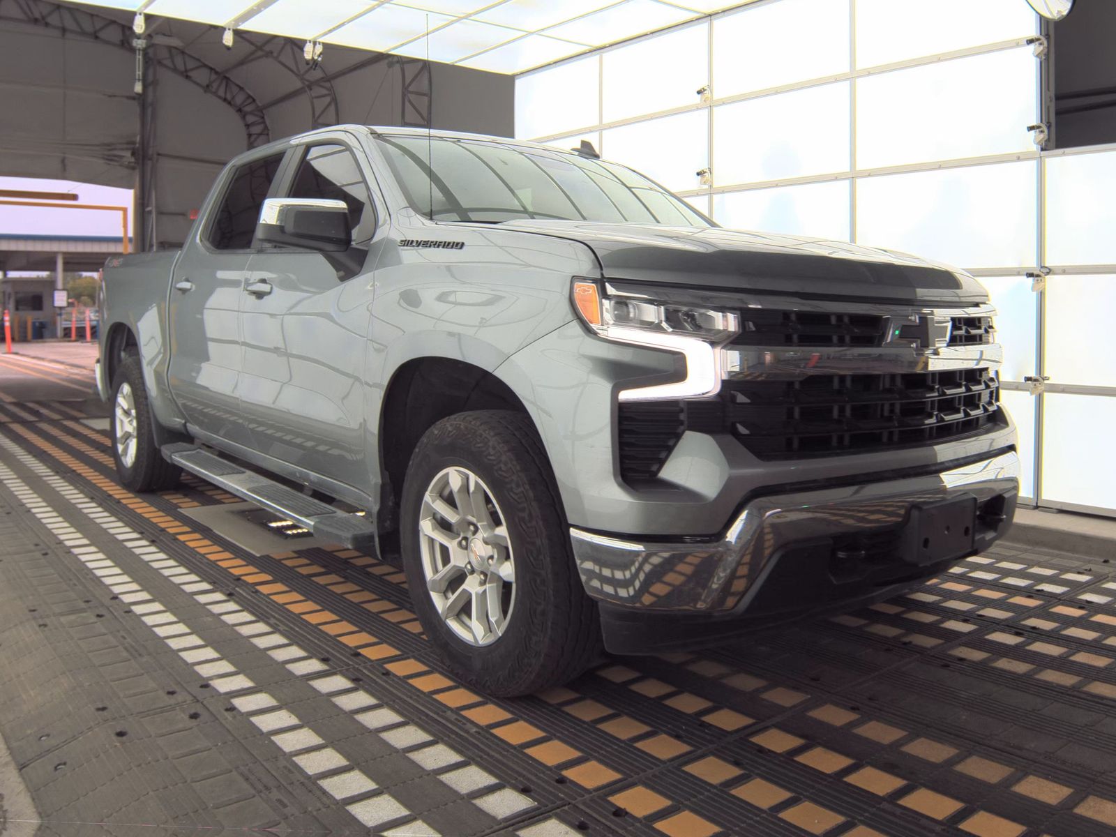 2023 Chevrolet Silverado 1500 LT AWD