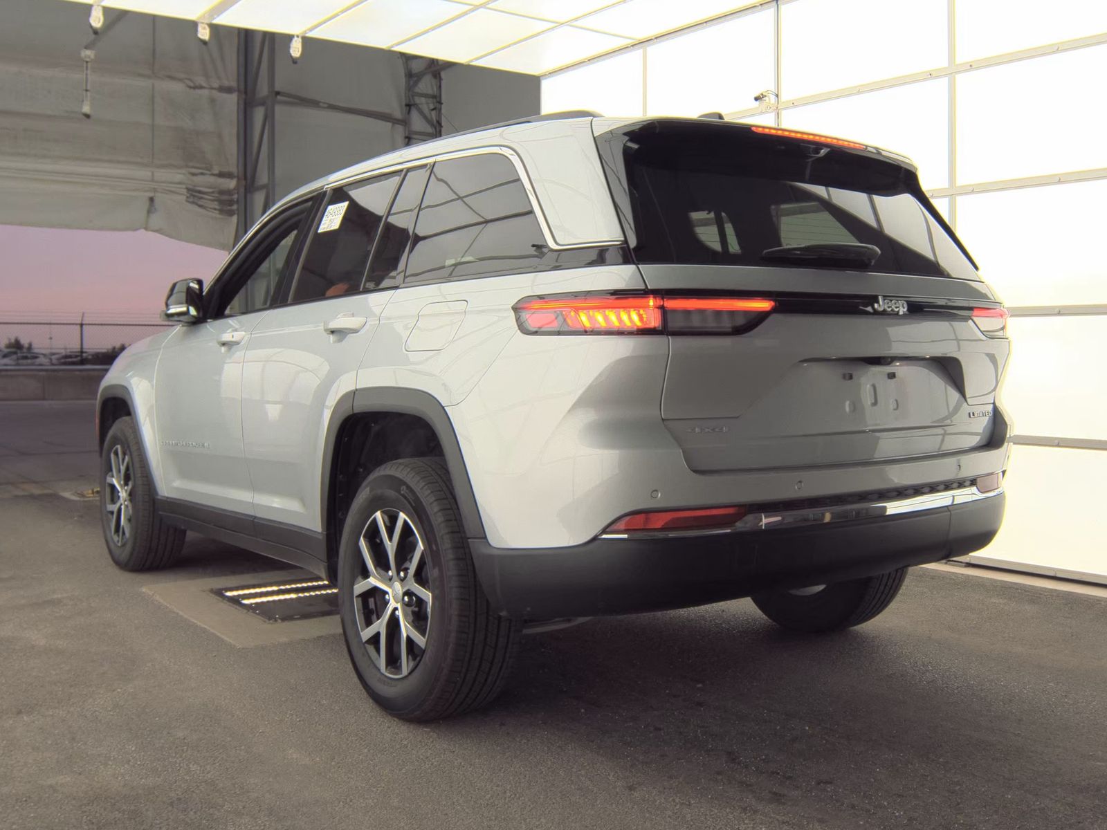 2024 Jeep Grand Cherokee Limited AWD