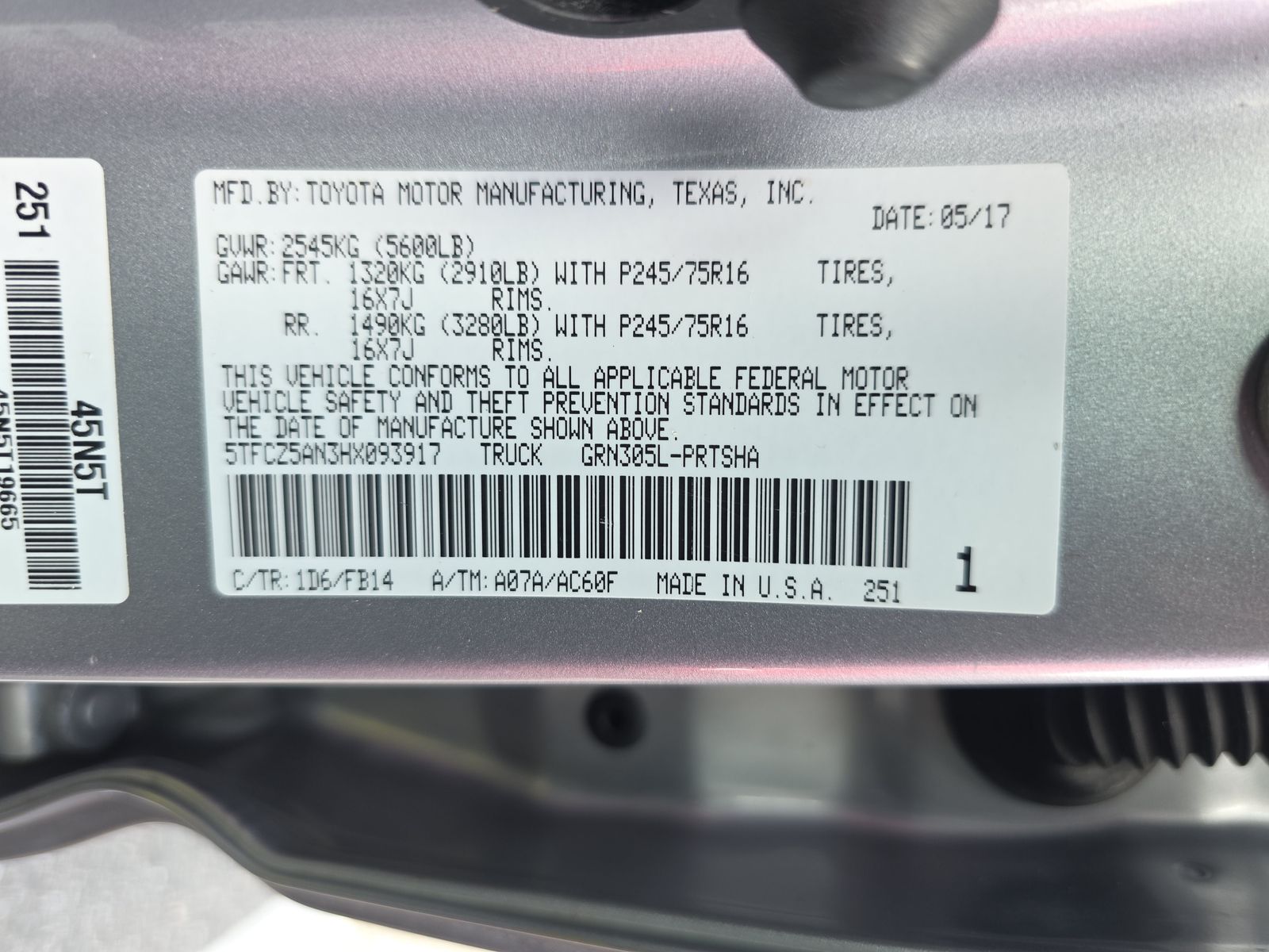 2017 Toyota Tacoma SR AWD