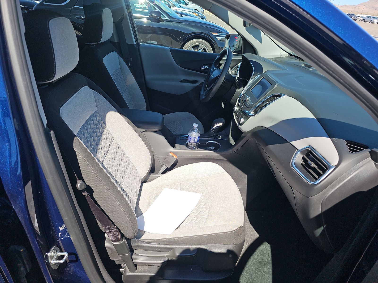 2022 Chevrolet Equinox LS FWD