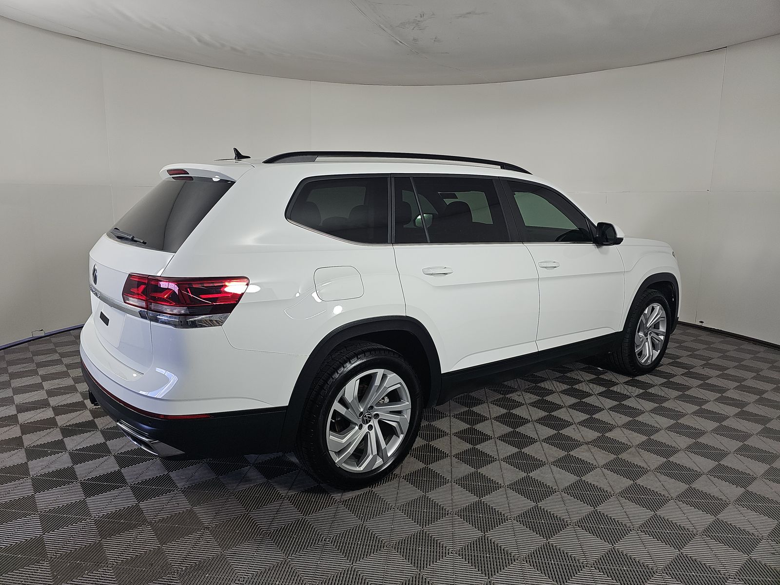 2023 Volkswagen Atlas 3.6L SE FWD