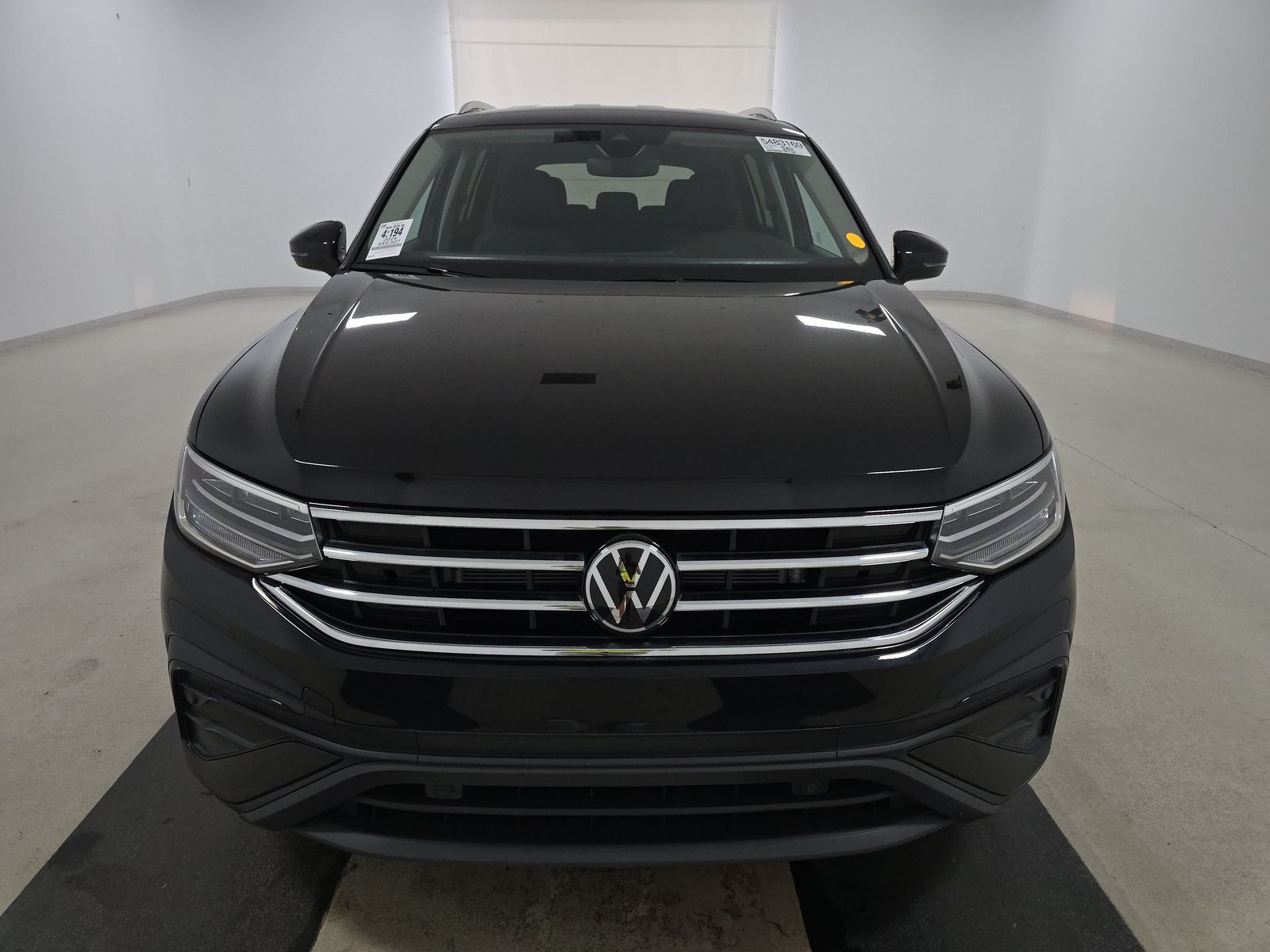 2024 Volkswagen Tiguan 2.0T SE FWD