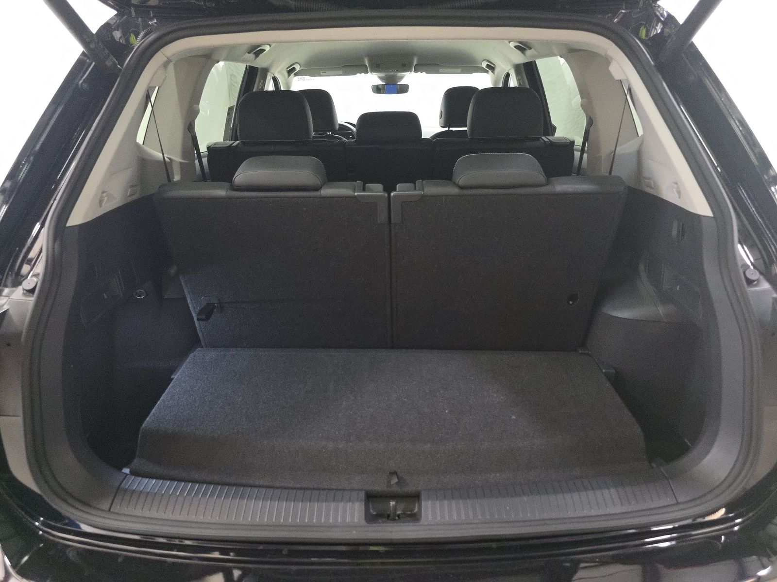 2024 Volkswagen Tiguan 2.0T SE FWD