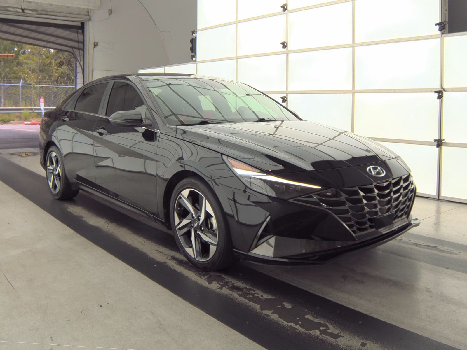 2023 Hyundai Elantra Limited FWD