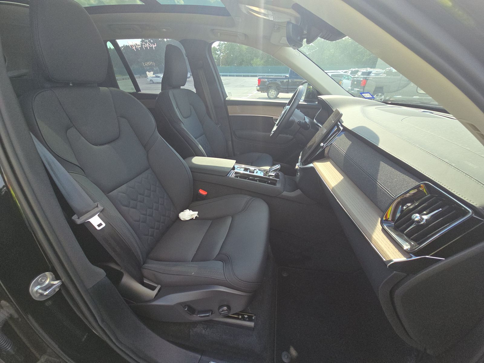 2025 Volvo XC90 B6 Plus AWD