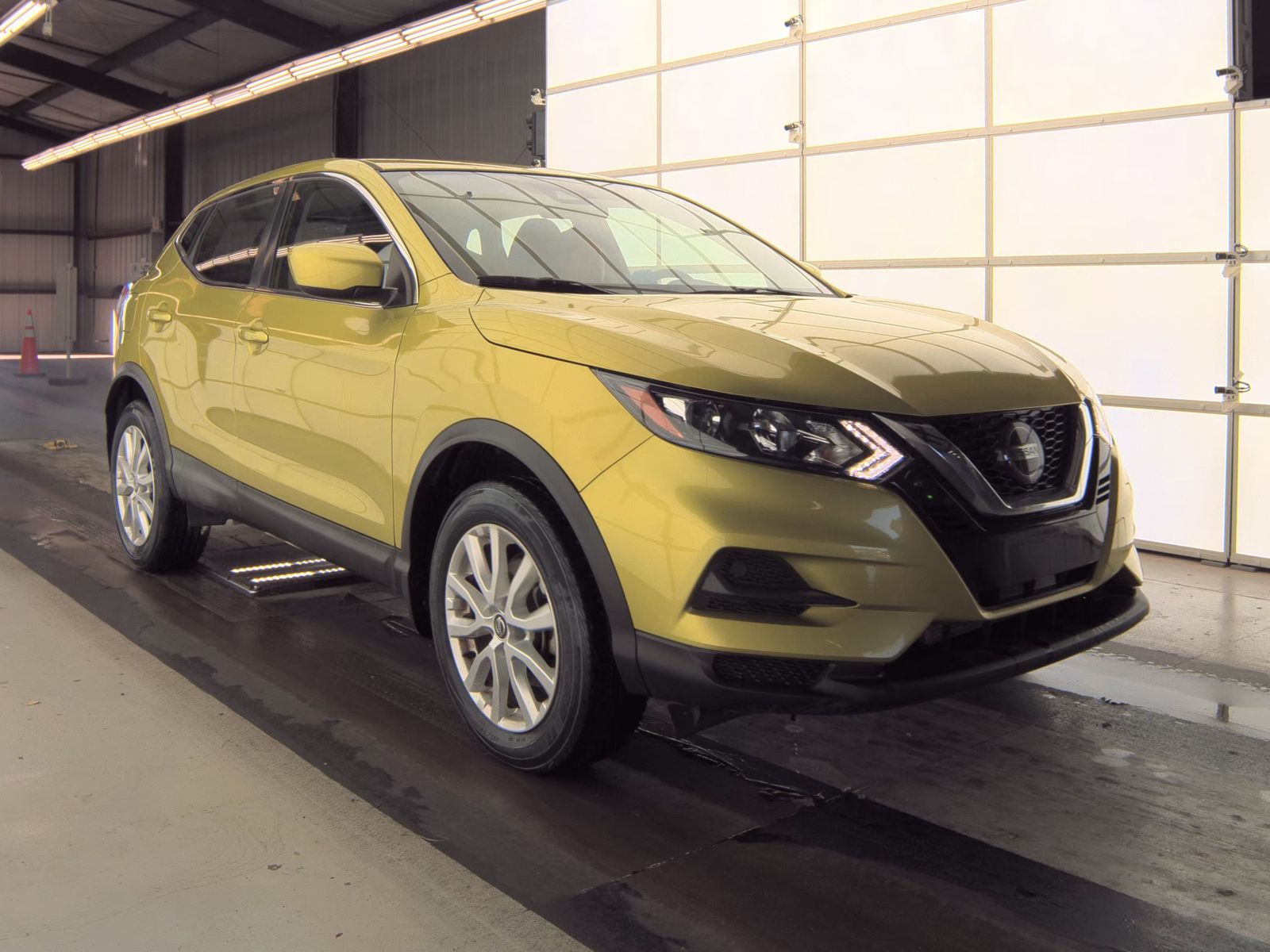 2020 Nissan Rogue Sport S FWD