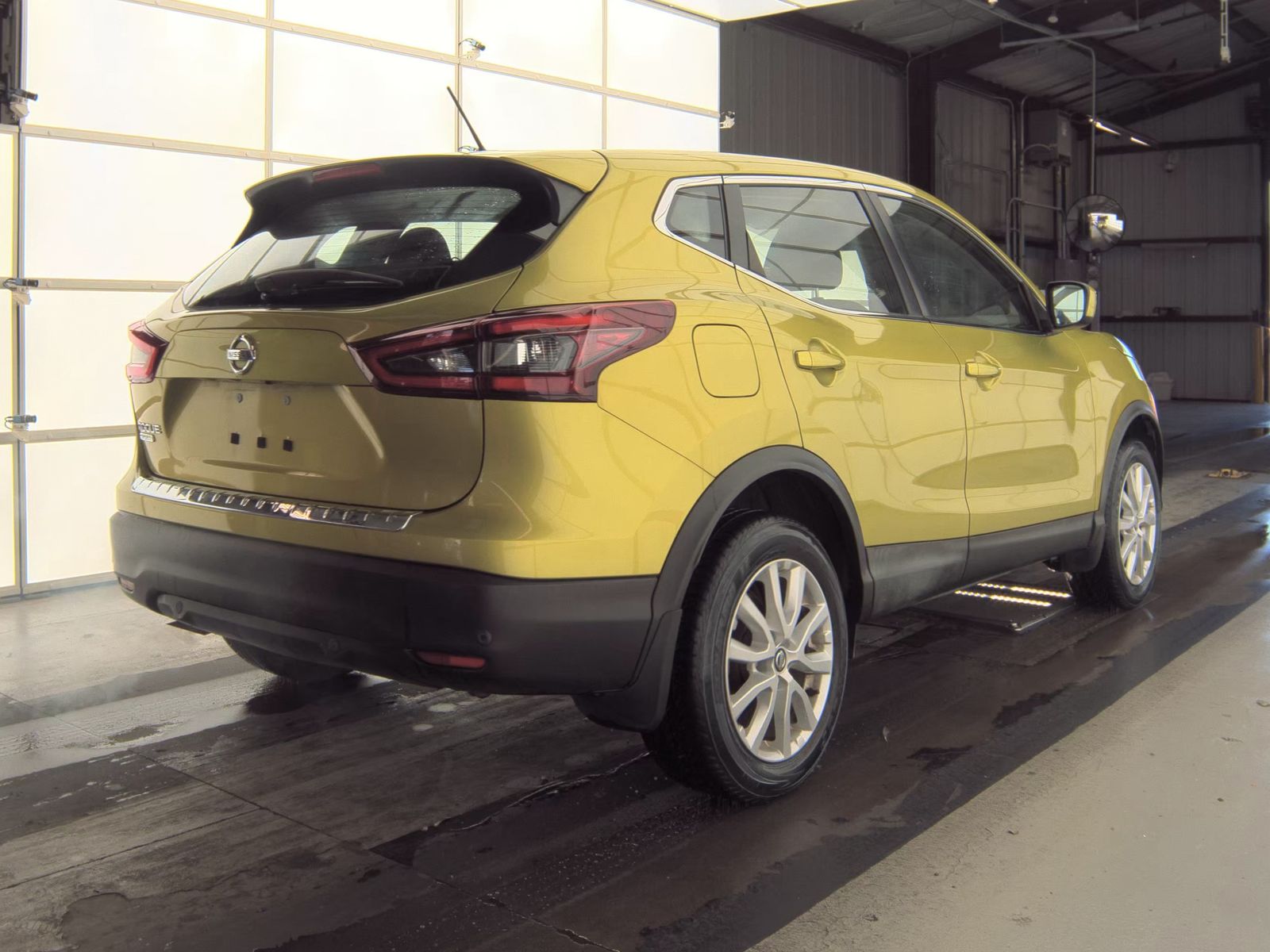 2020 Nissan Rogue Sport S FWD