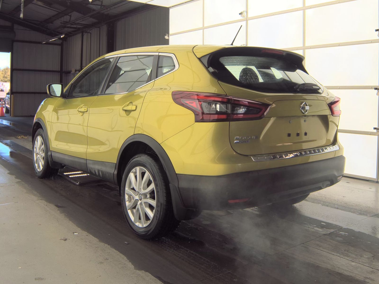 2020 Nissan Rogue Sport S FWD