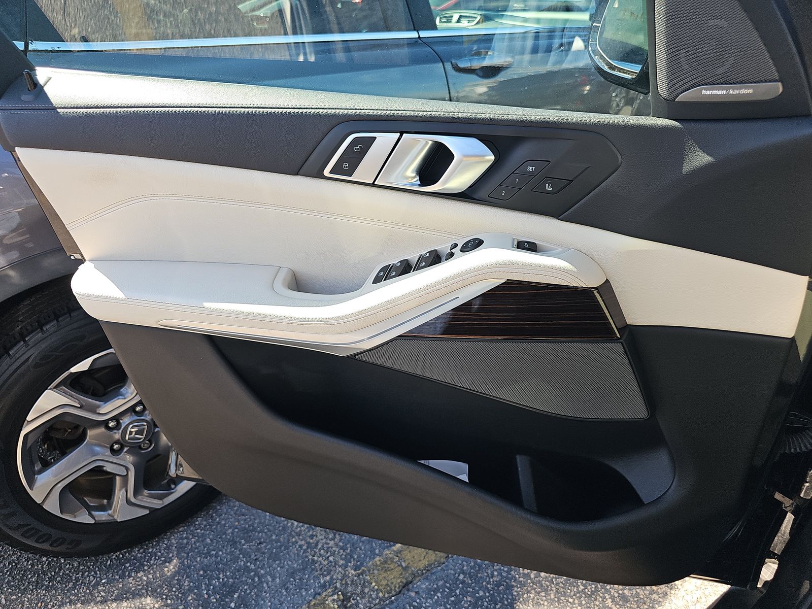 2021 BMW X5 xDrive40i AWD