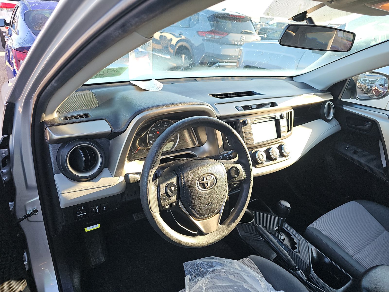 2015 Toyota RAV4 LE FWD