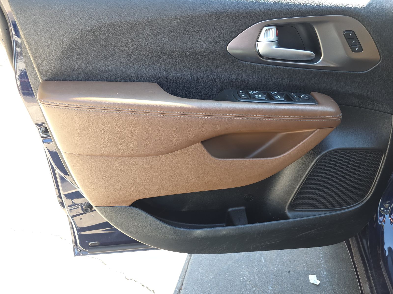 2017 Chrysler Pacifica Limited FWD