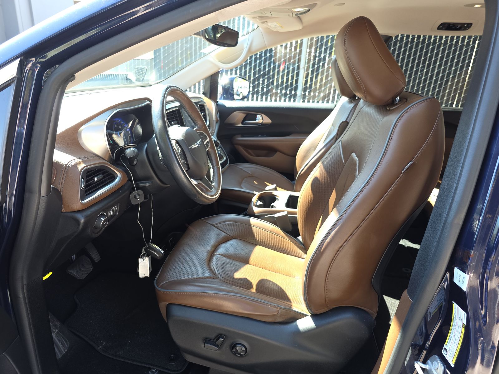 2017 Chrysler Pacifica Limited FWD