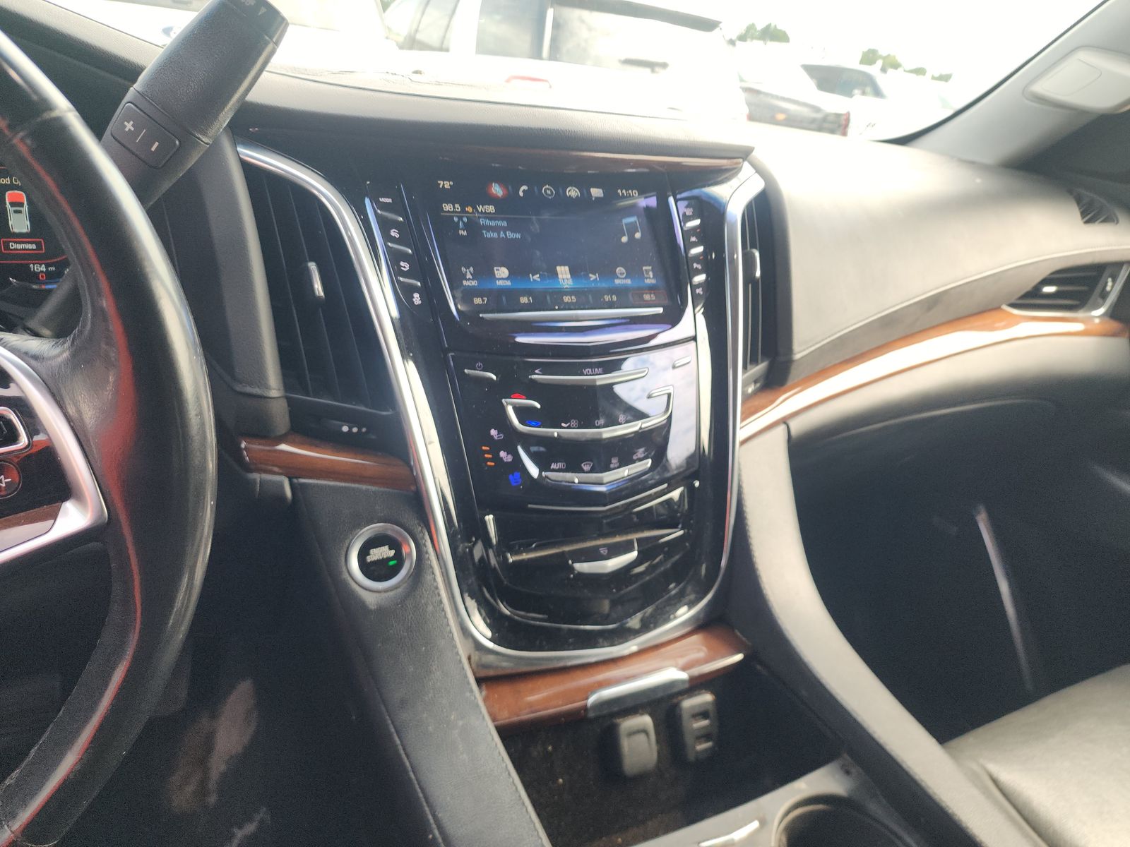 2017 Cadillac Escalade Luxury AWD