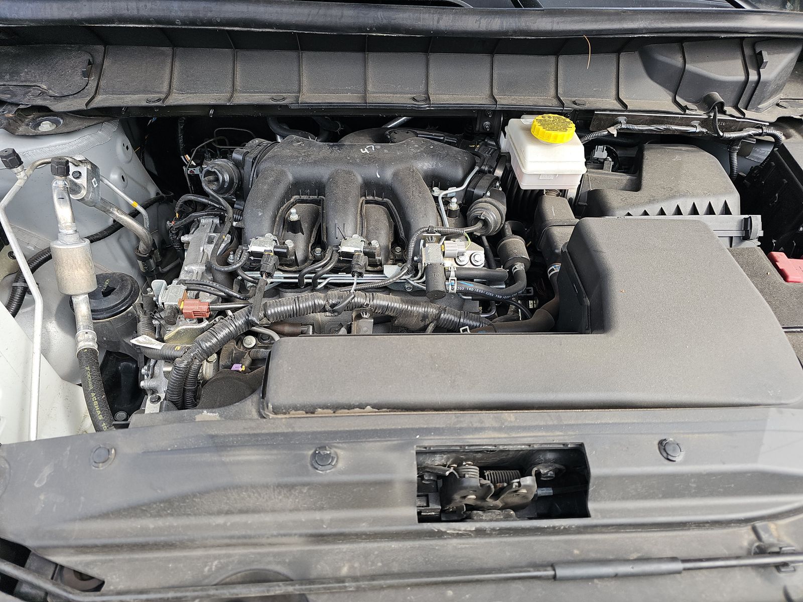 2024 Nissan Pathfinder SV FWD