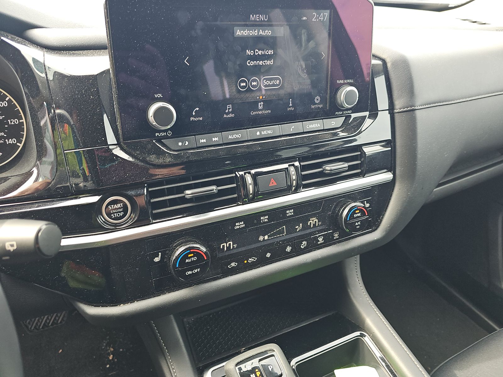 2024 Nissan Pathfinder SV FWD