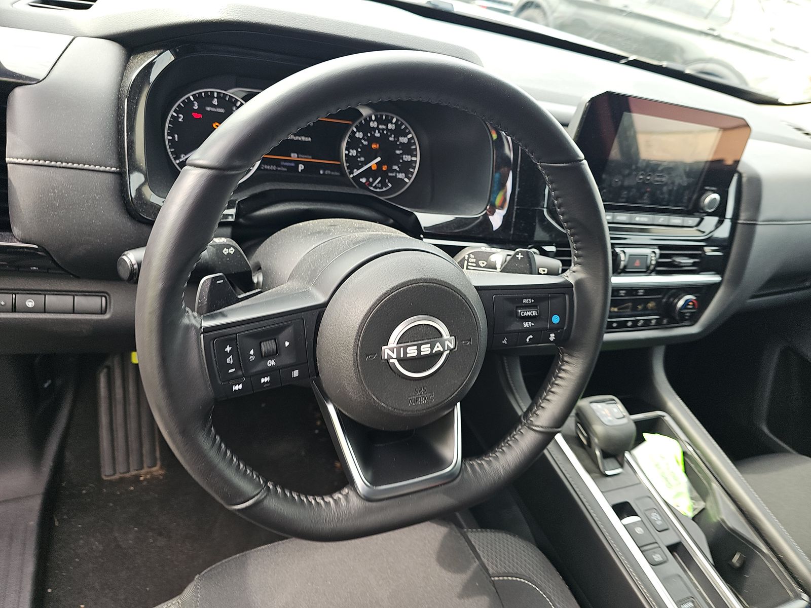 2024 Nissan Pathfinder SV FWD