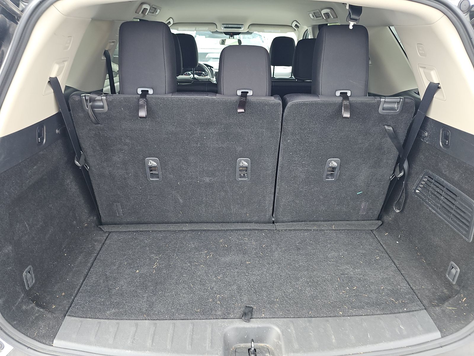 2024 Nissan Pathfinder SV FWD