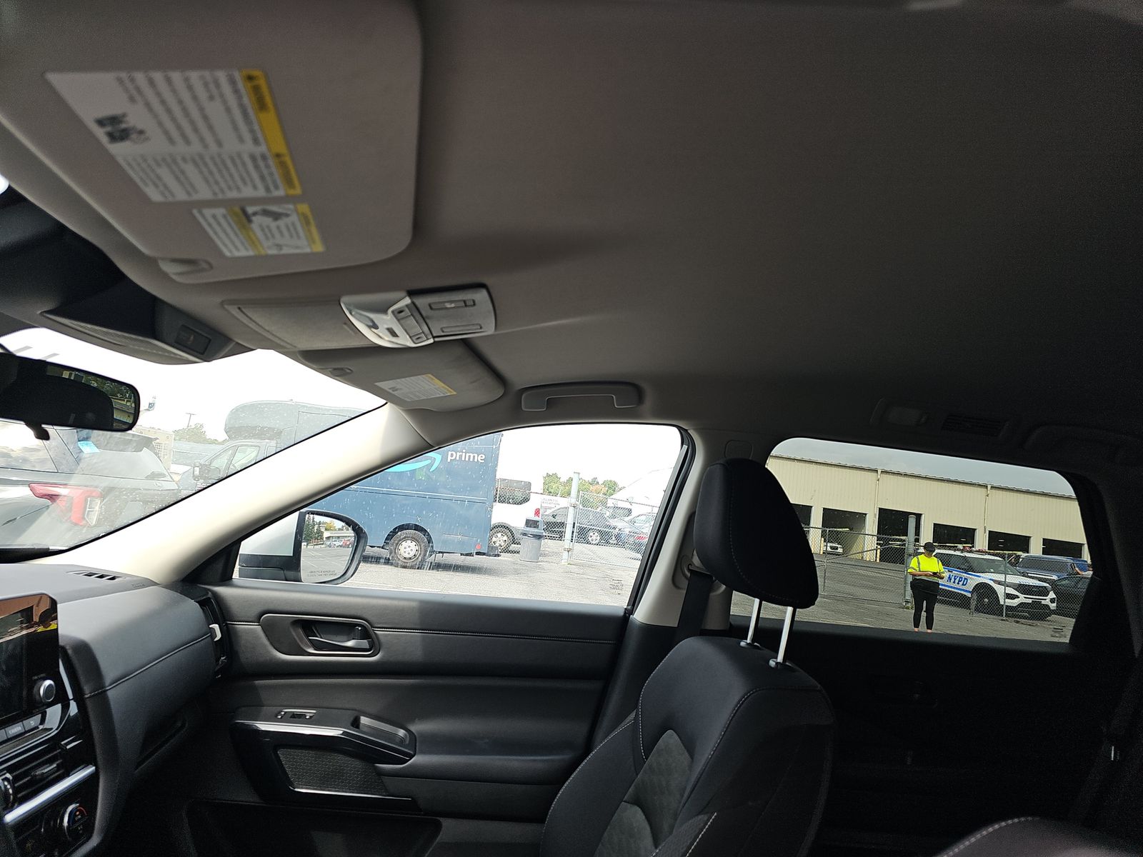 2024 Nissan Pathfinder SV FWD