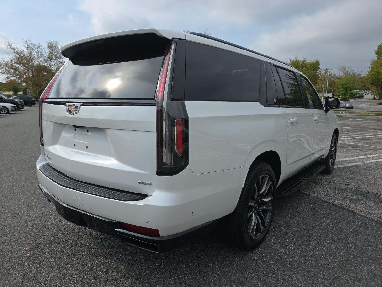 2023 Cadillac Escalade ESV Sport Platinum AWD