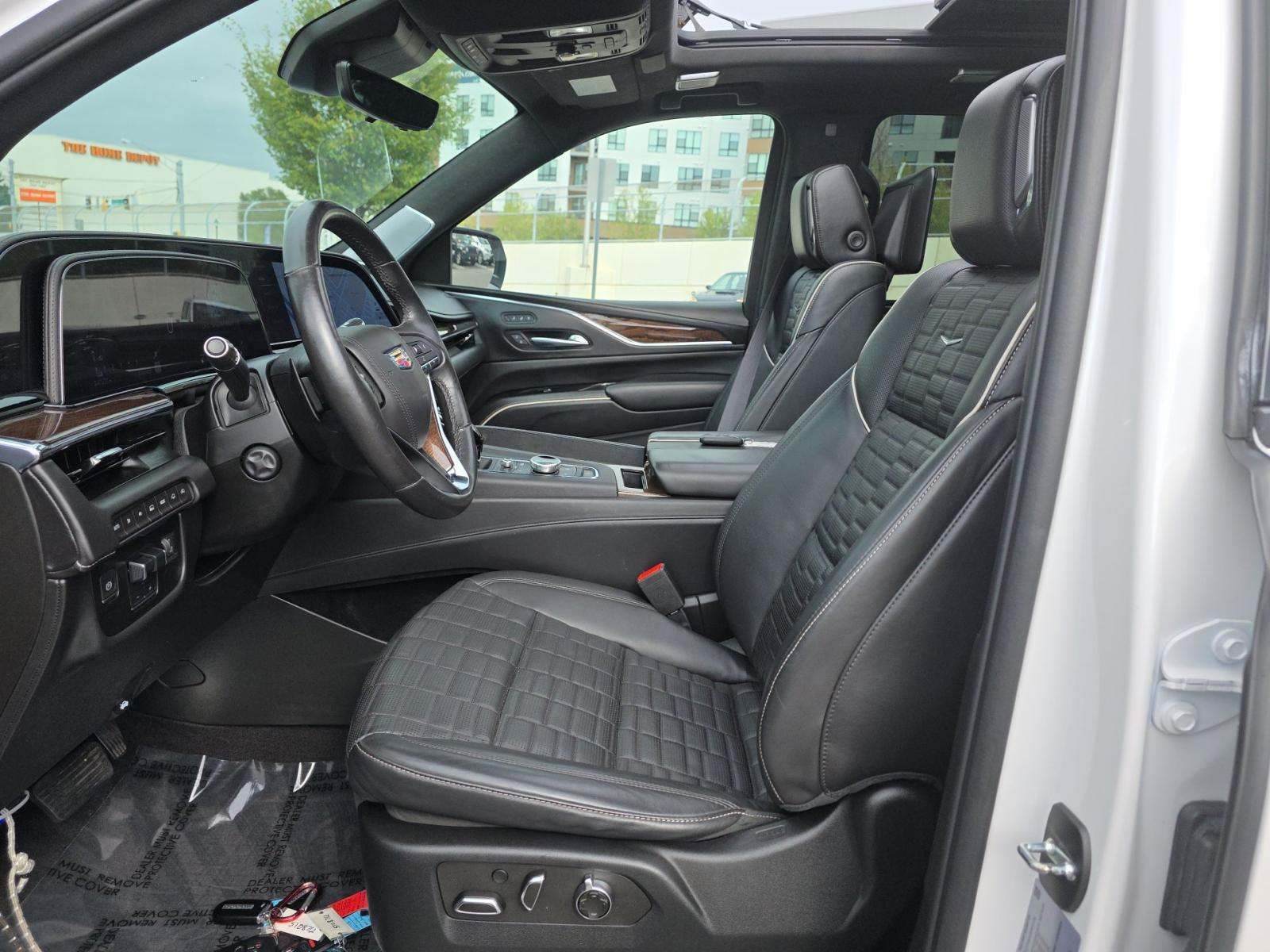 2023 Cadillac Escalade ESV Sport Platinum AWD