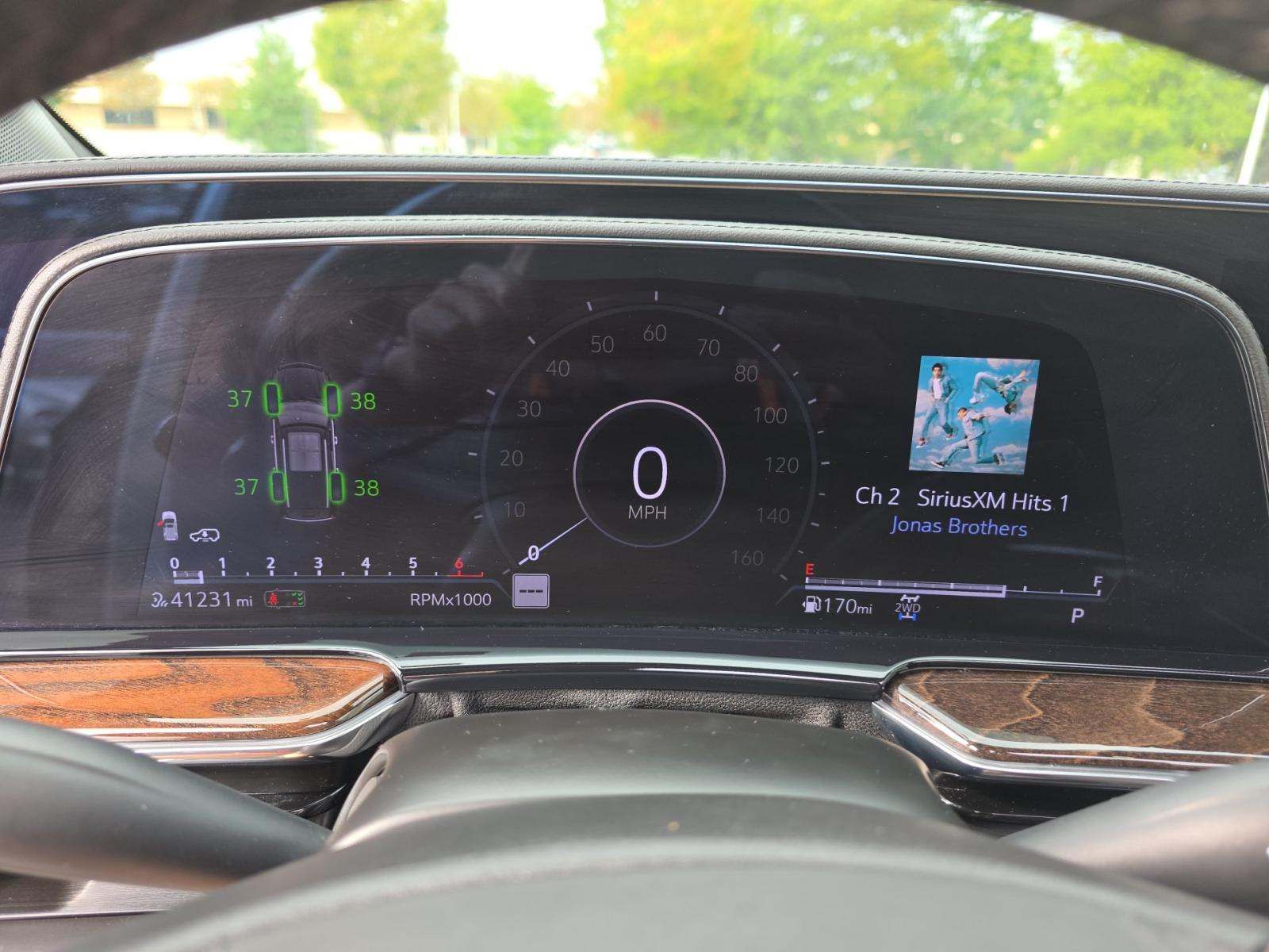 2023 Cadillac Escalade ESV Sport Platinum AWD