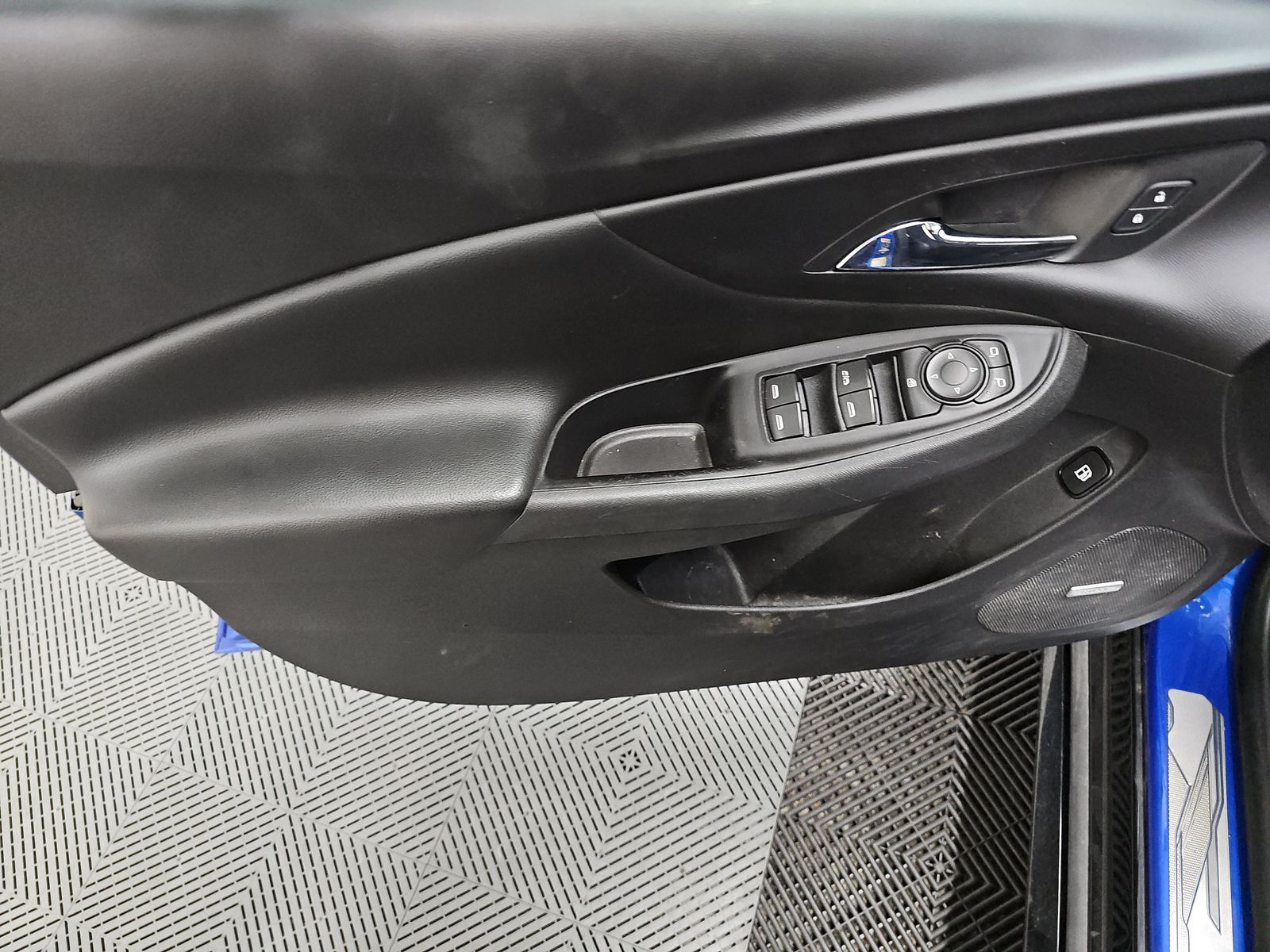 2018 Chevrolet Volt Premier FWD