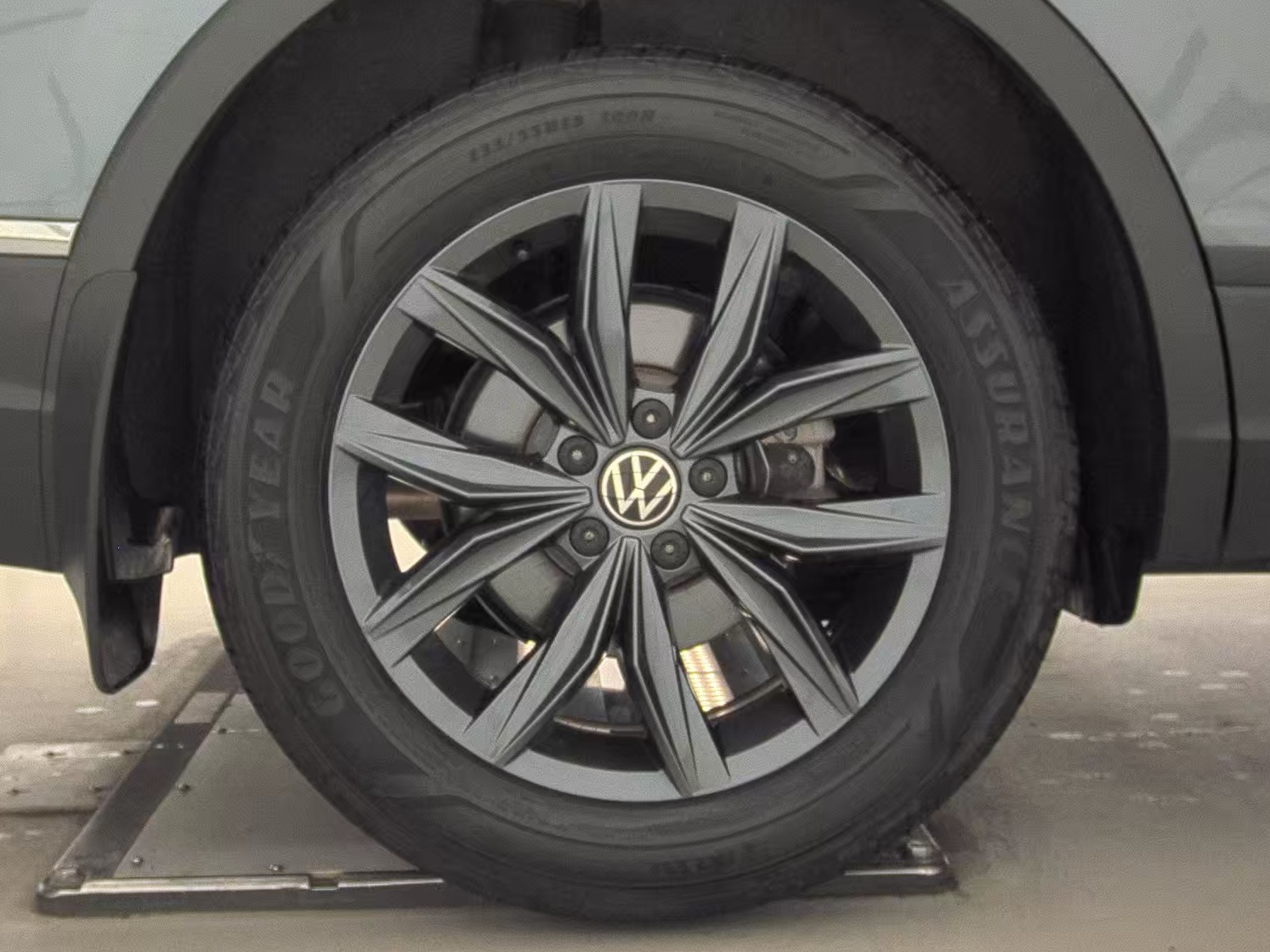 2022 Volkswagen Tiguan 2.0T SE AWD