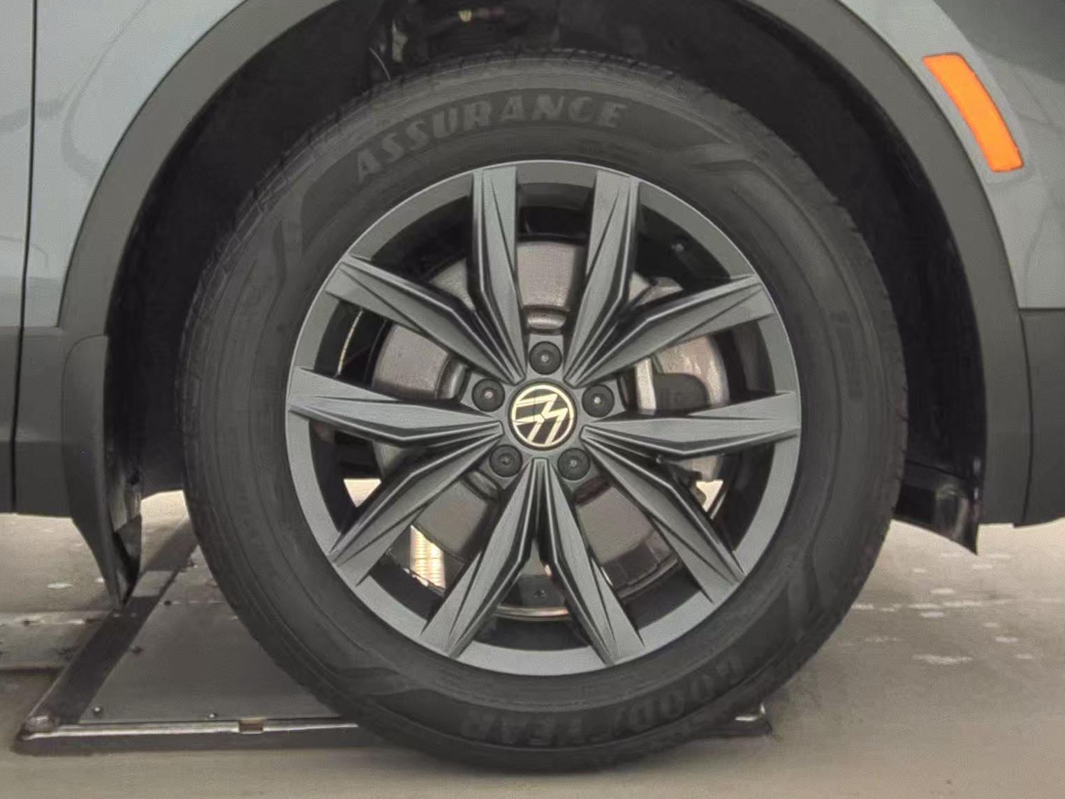 2022 Volkswagen Tiguan 2.0T SE AWD