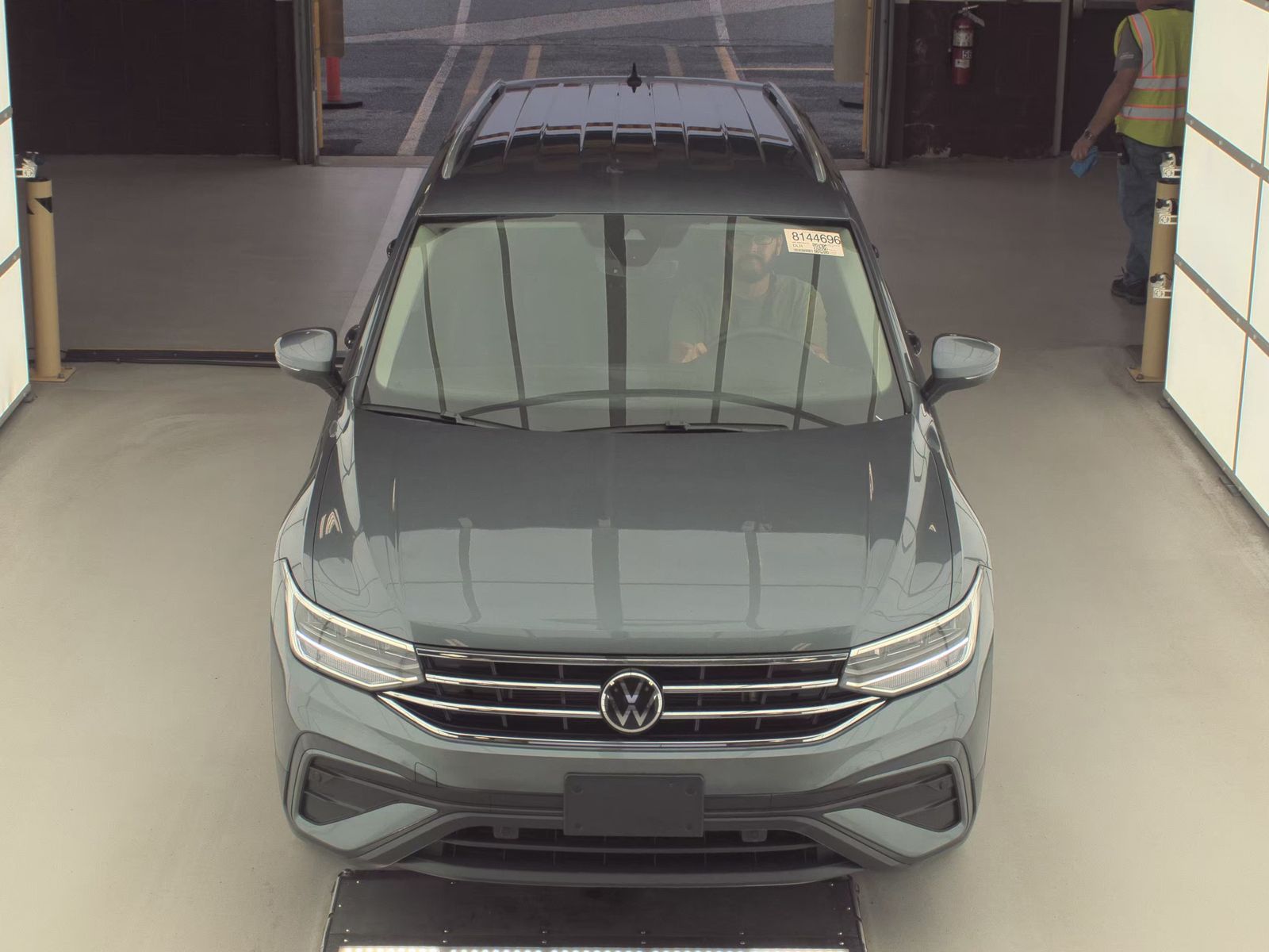 2022 Volkswagen Tiguan 2.0T SE AWD