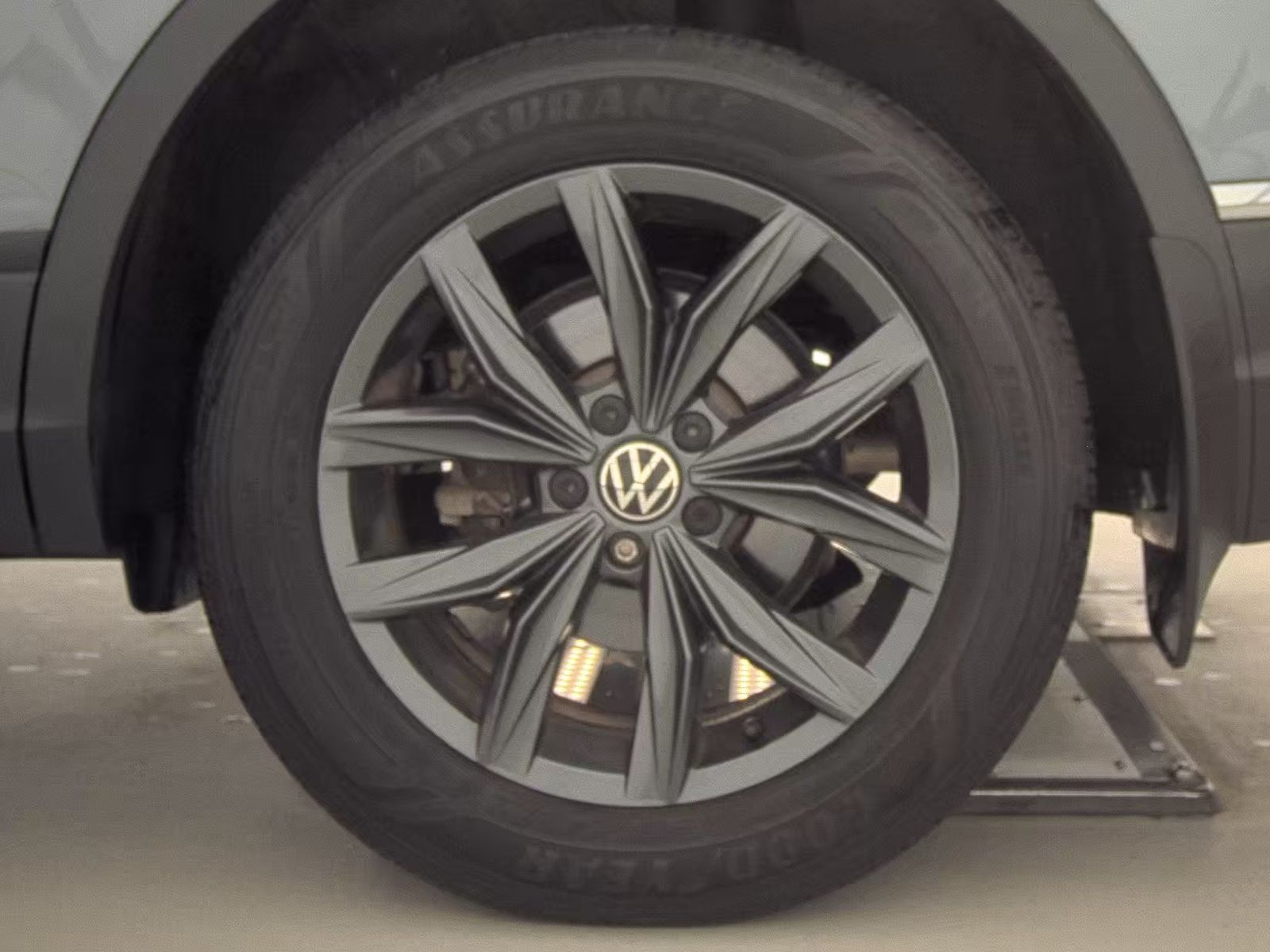 2022 Volkswagen Tiguan 2.0T SE AWD