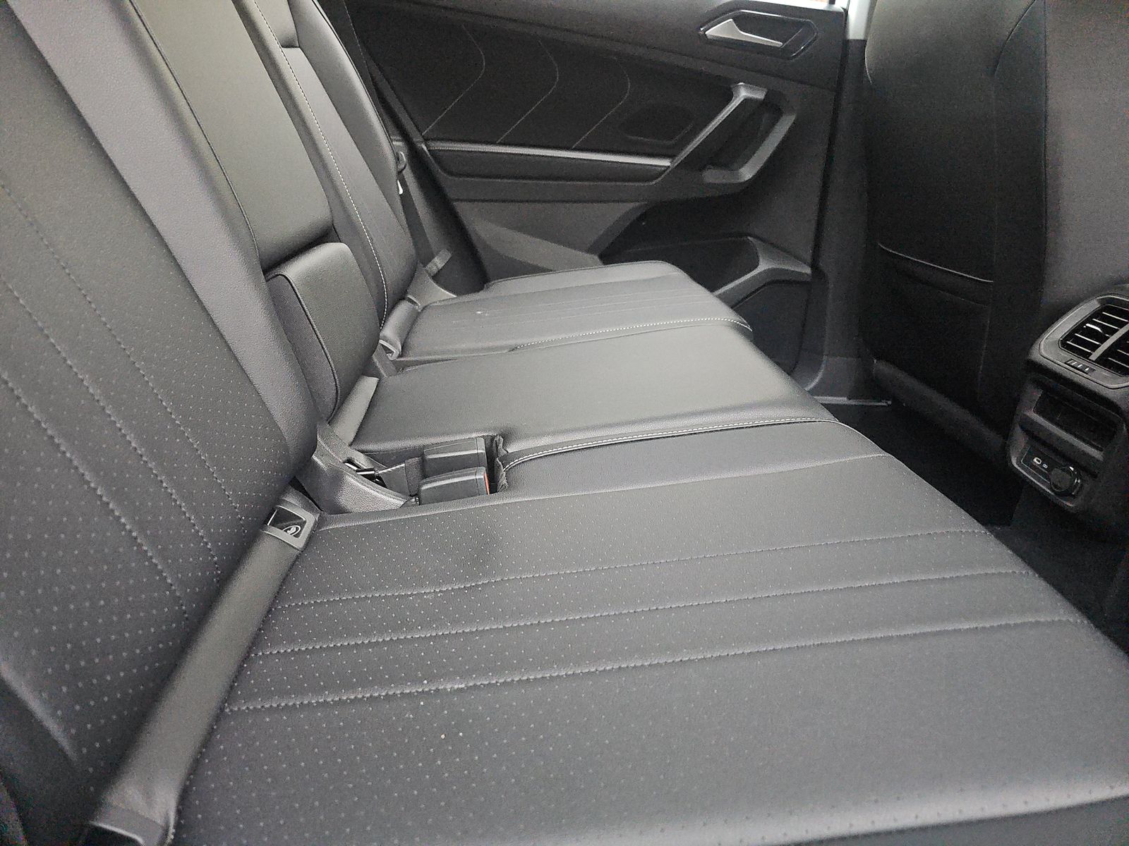 2022 Volkswagen Tiguan 2.0T SE AWD