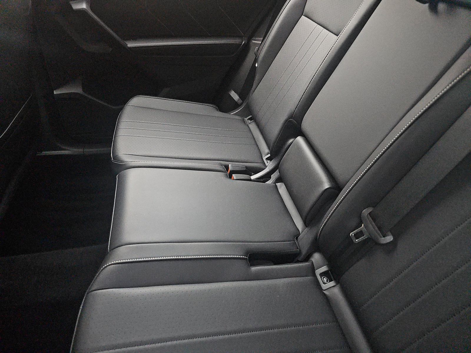 2022 Volkswagen Tiguan 2.0T SE AWD