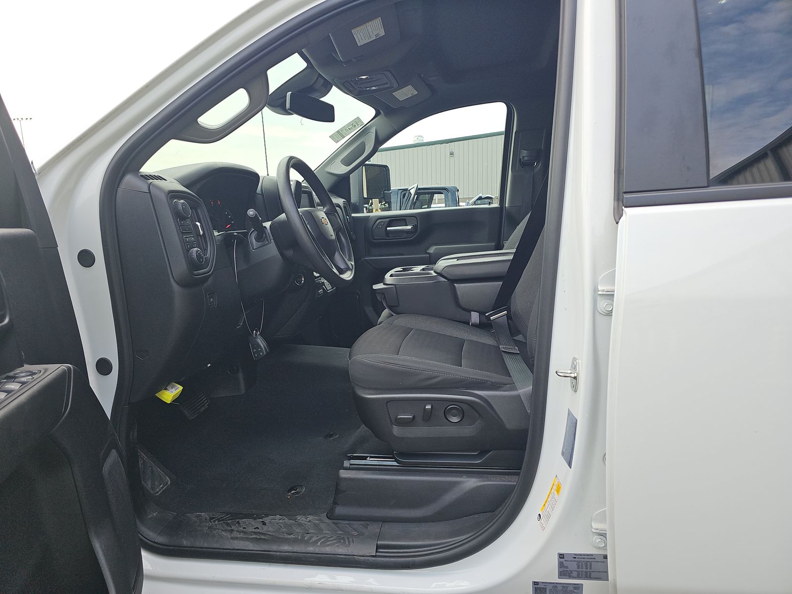 2024 Chevrolet Silverado 2500HD Custom AWD