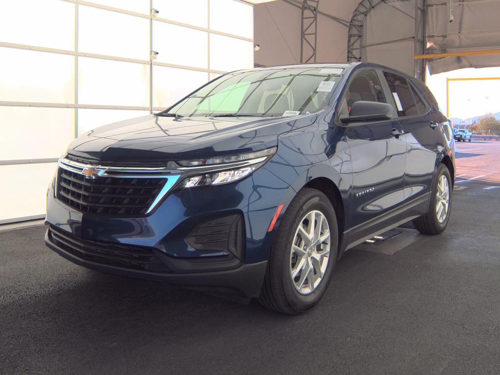 2022 Chevrolet Equinox LS FWD
