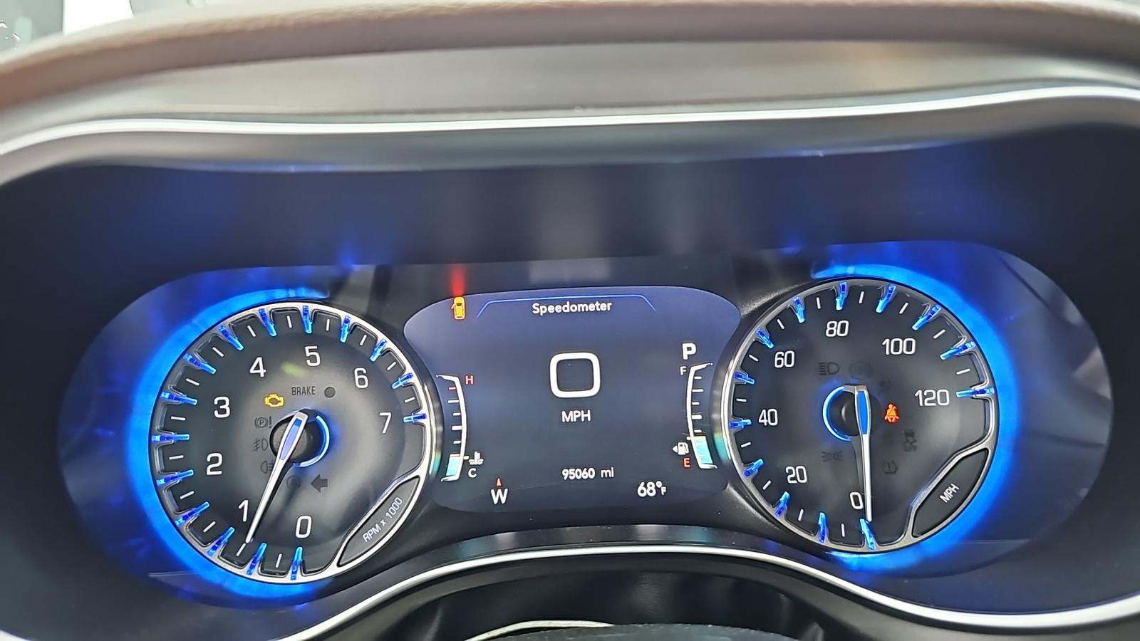 2017 Chrysler Pacifica Limited FWD