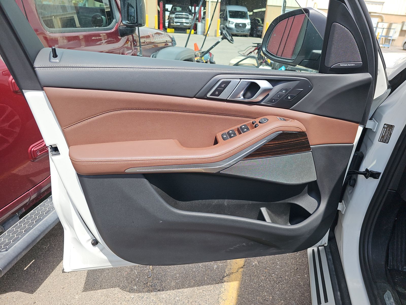 2025 BMW X5 xDrive40i AWD