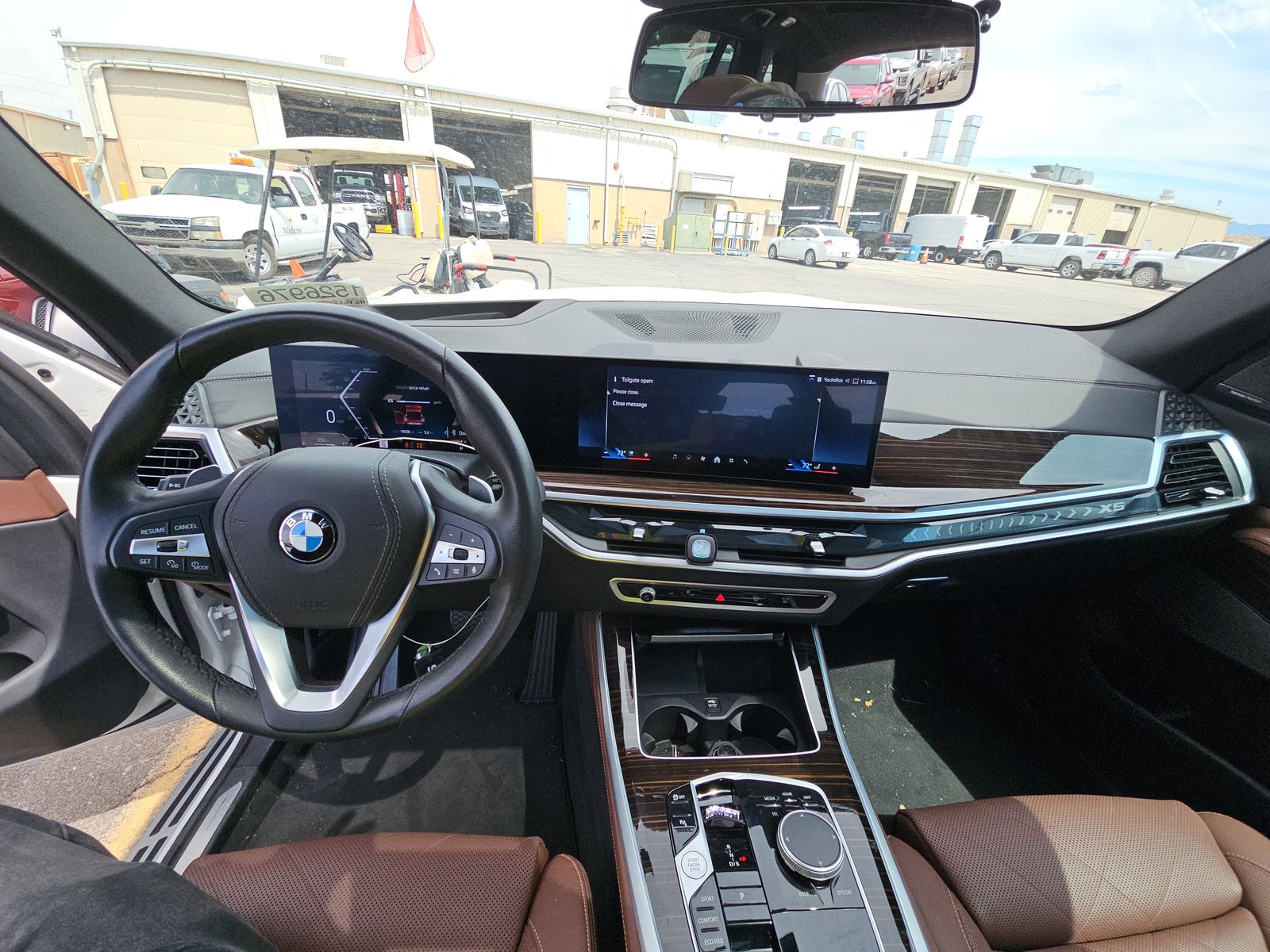 2025 BMW X5 xDrive40i AWD