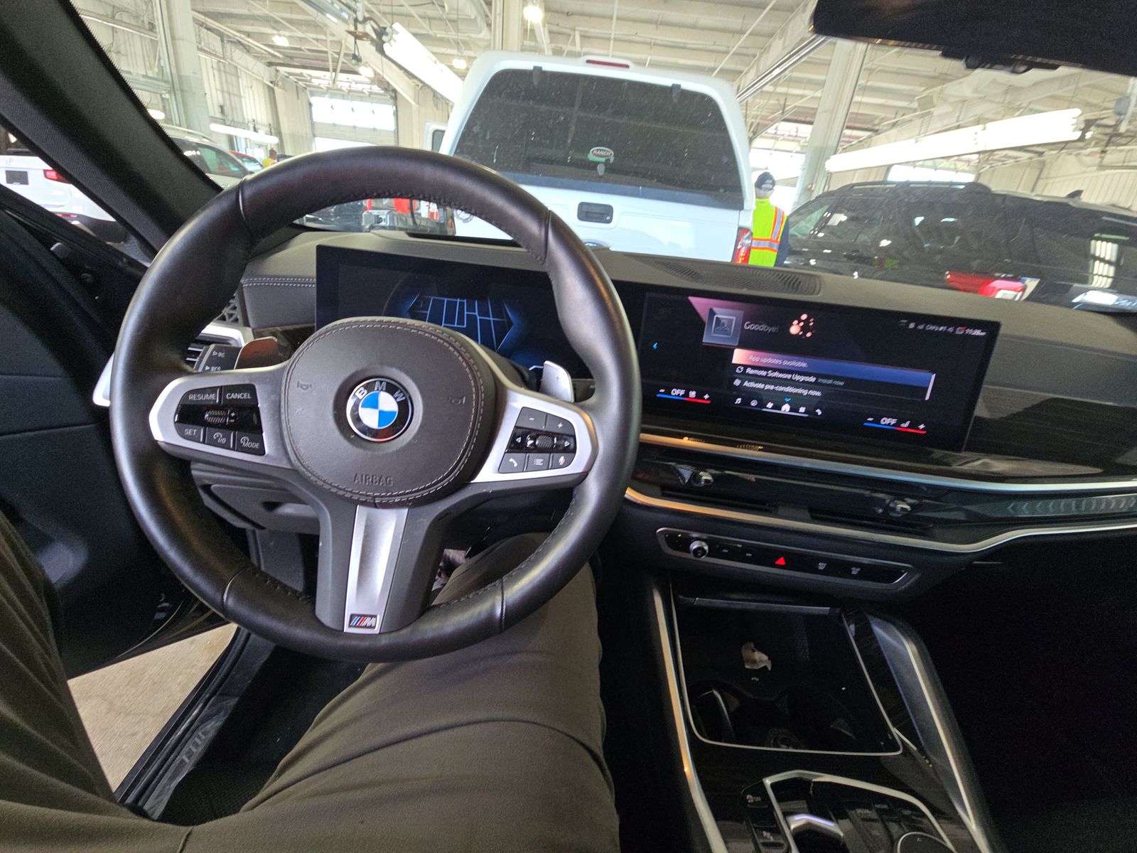 2025 BMW X6 xDrive40i AWD