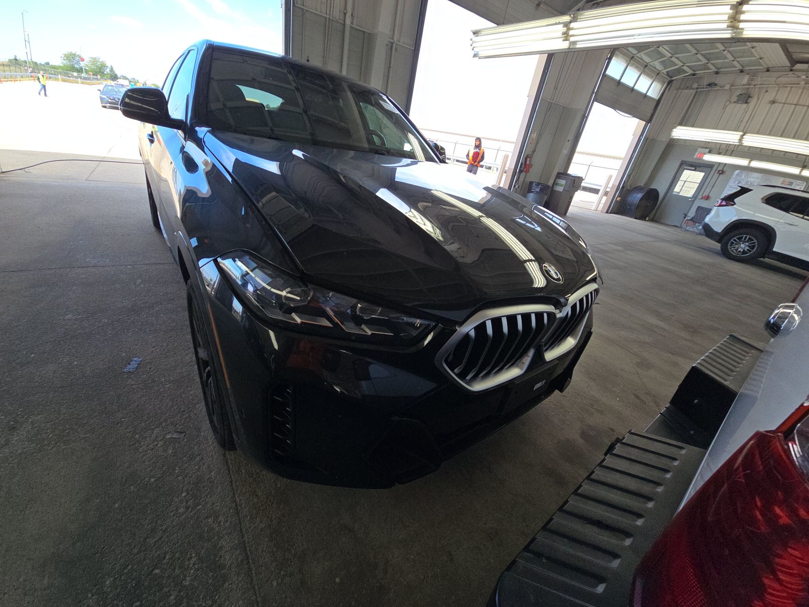 2025 BMW X6 xDrive40i AWD