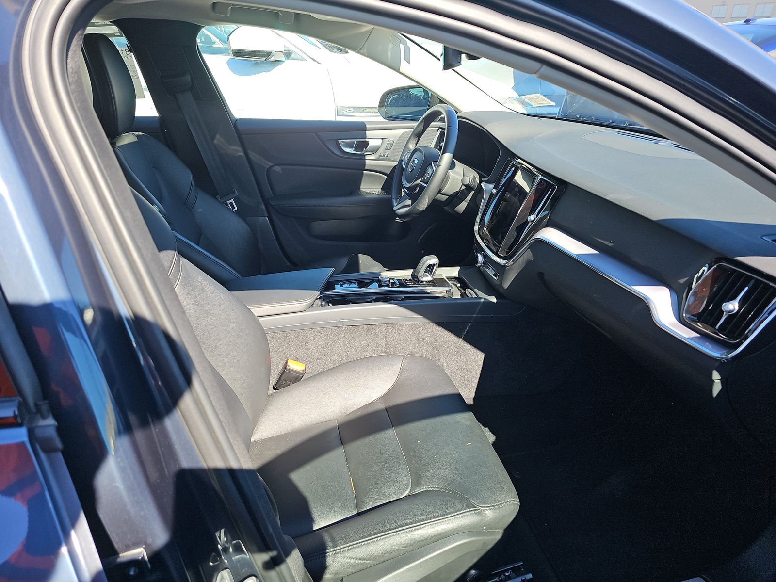 2024 Volvo S60 B5 Core AWD