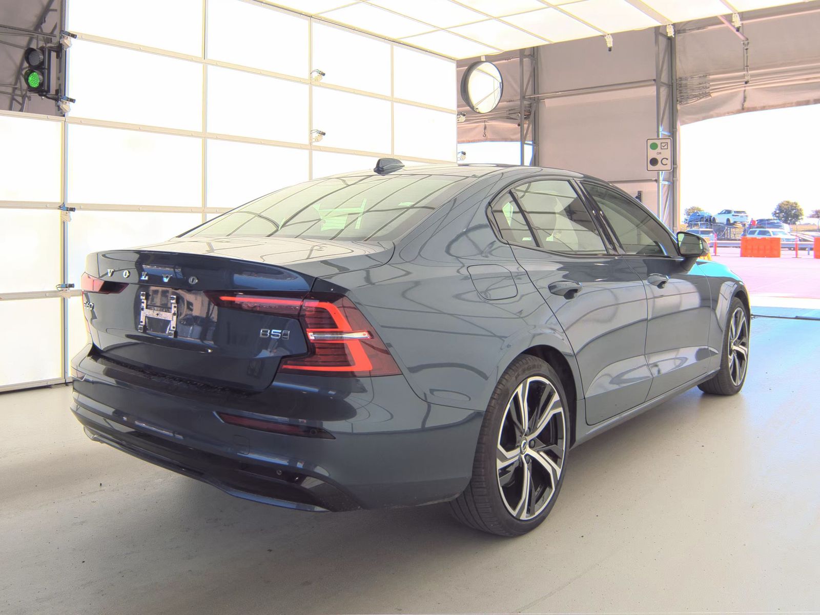 2024 Volvo S60 B5 Core AWD