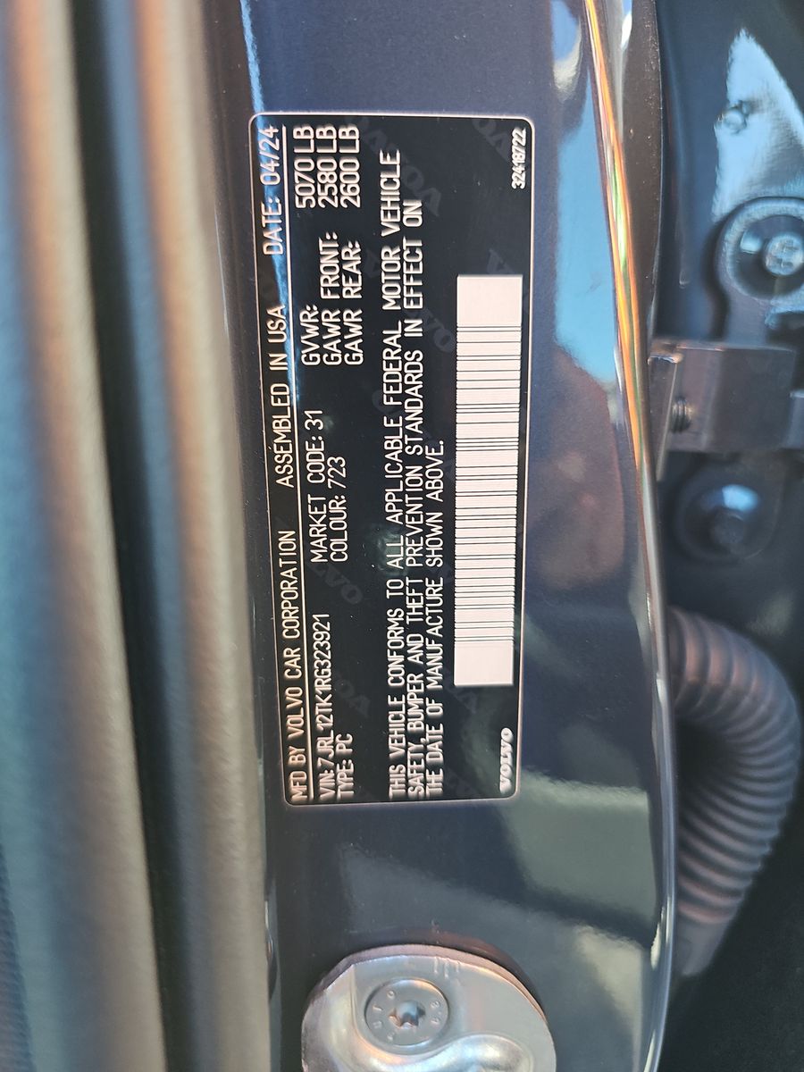 2024 Volvo S60 B5 Core AWD