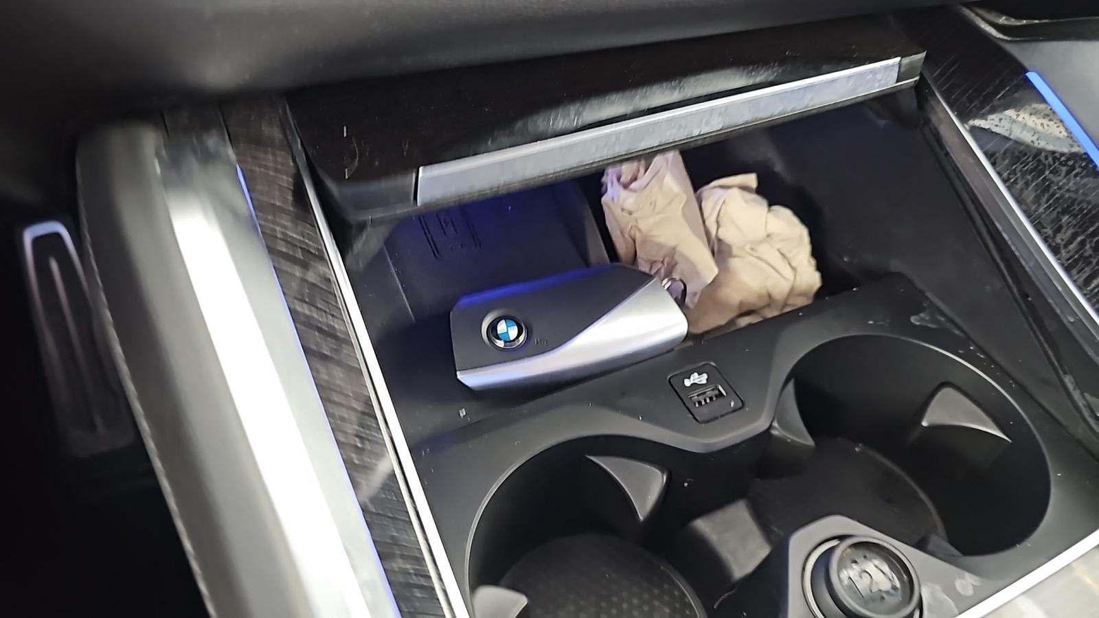 2025 BMW X6 xDrive40i AWD