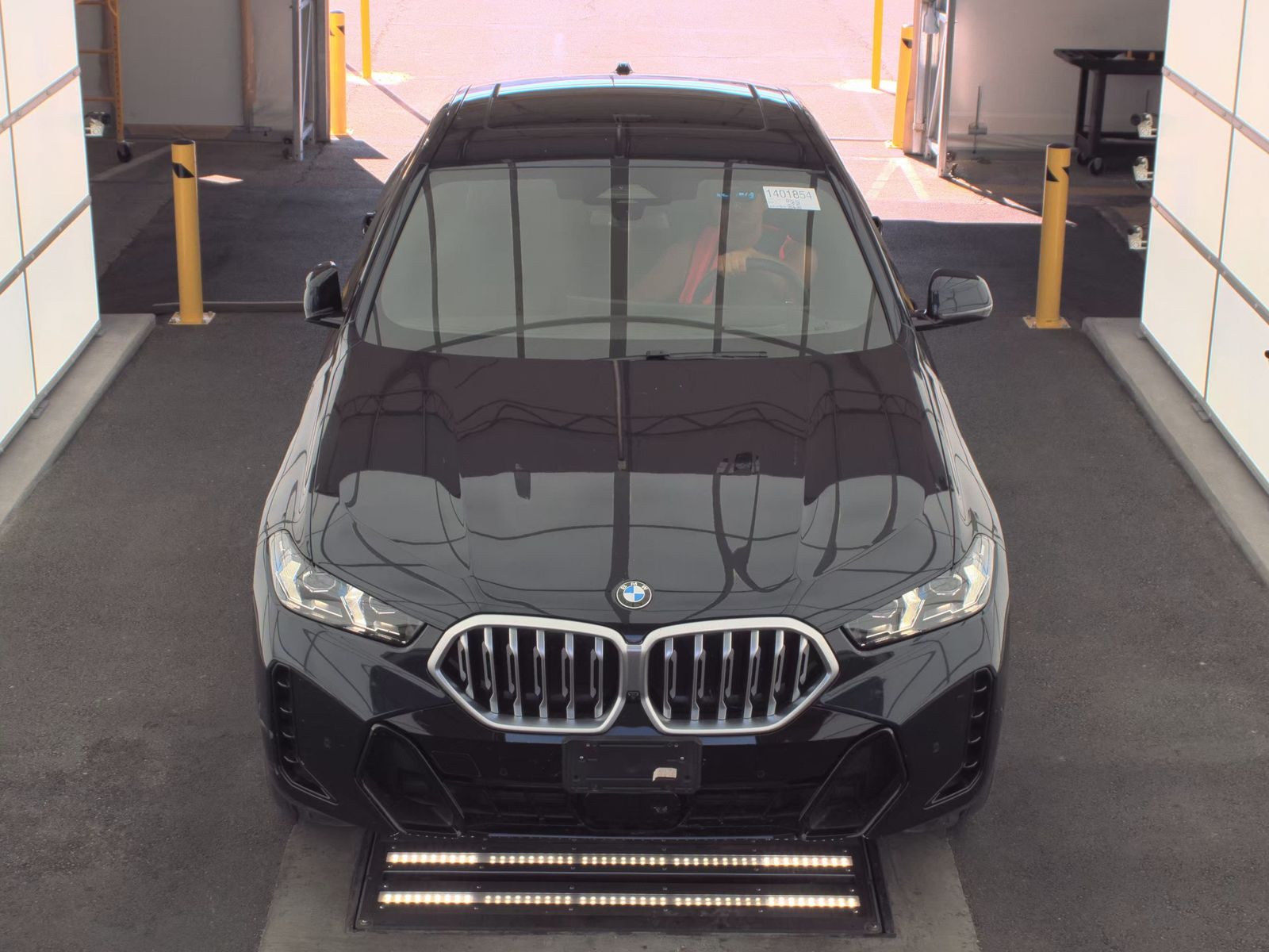 2025 BMW X6 xDrive40i AWD