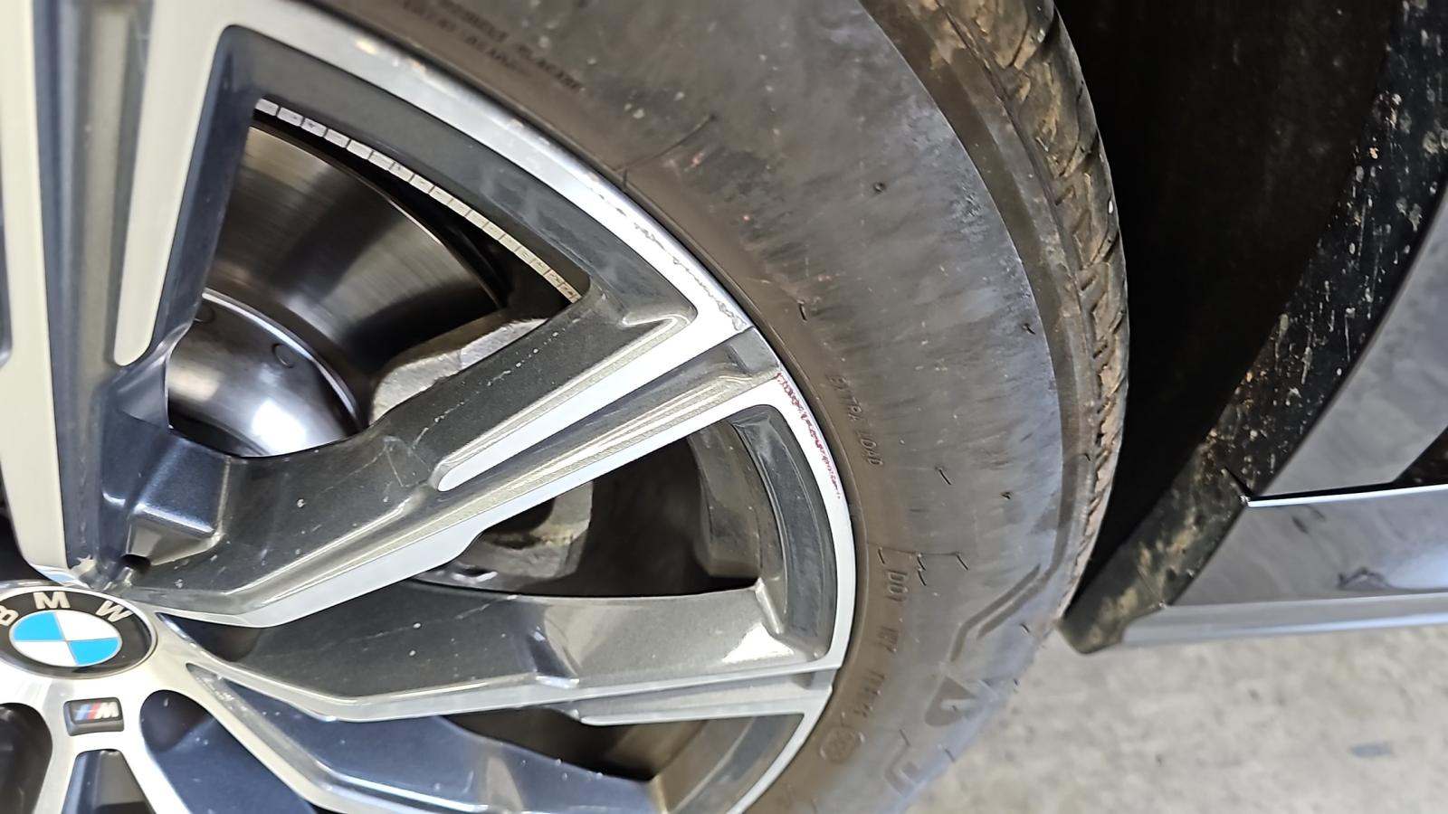 2025 BMW X6 xDrive40i AWD