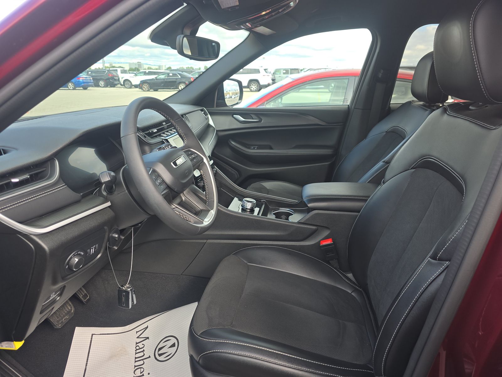 2024 Jeep Grand Cherokee Altitude RWD